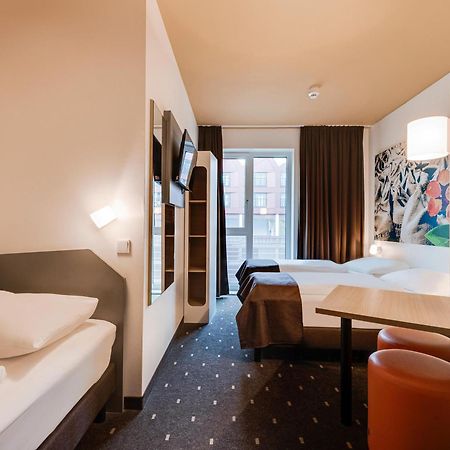 B&B Hotel Bremen-Ueberseestadt ภายนอก รูปภาพ