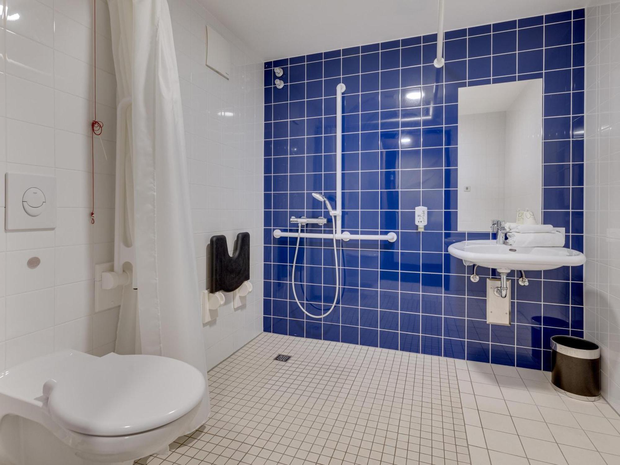 B&B Hotel Bremen-Ueberseestadt ภายนอก รูปภาพ