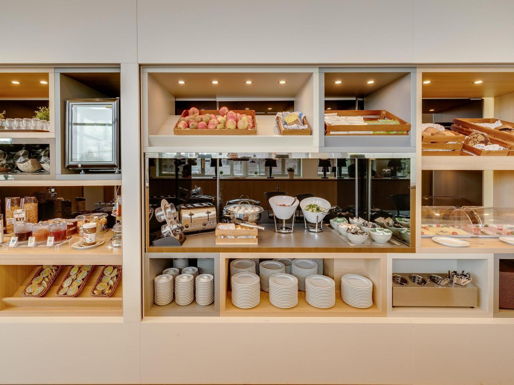 B&B Hotel Bremen-Ueberseestadt ภายนอก รูปภาพ
