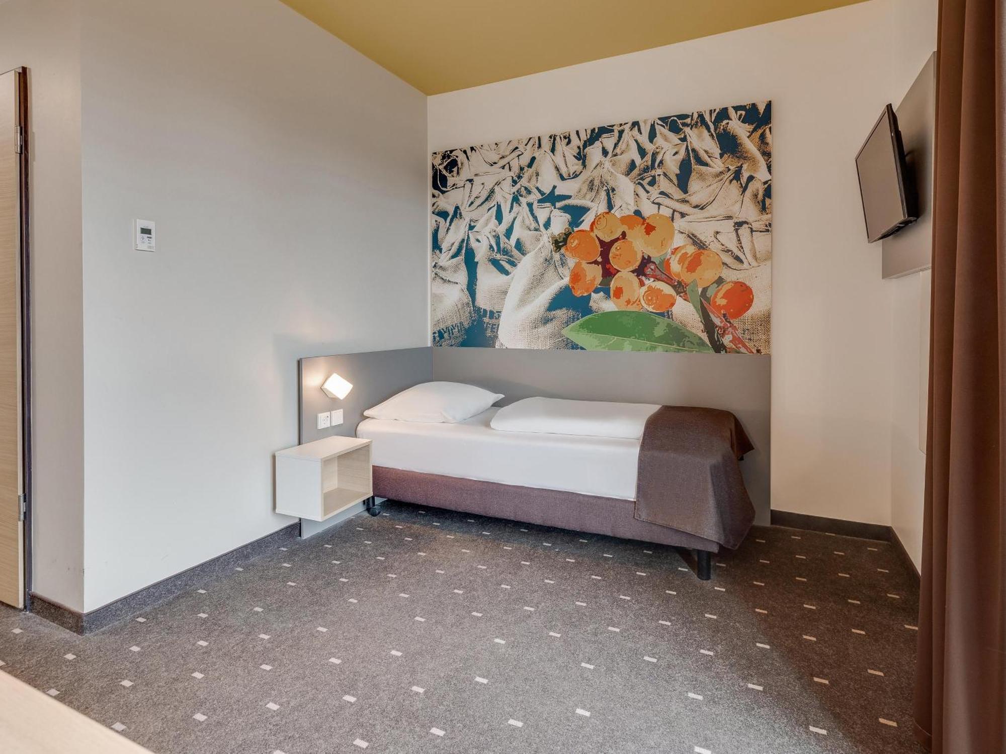 B&B Hotel Bremen-Ueberseestadt ภายนอก รูปภาพ